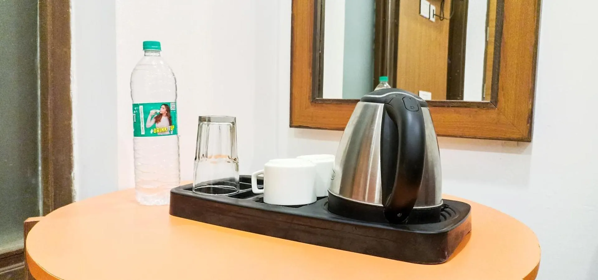 Hotel Lake View Chandīgarh 0*,  Indie