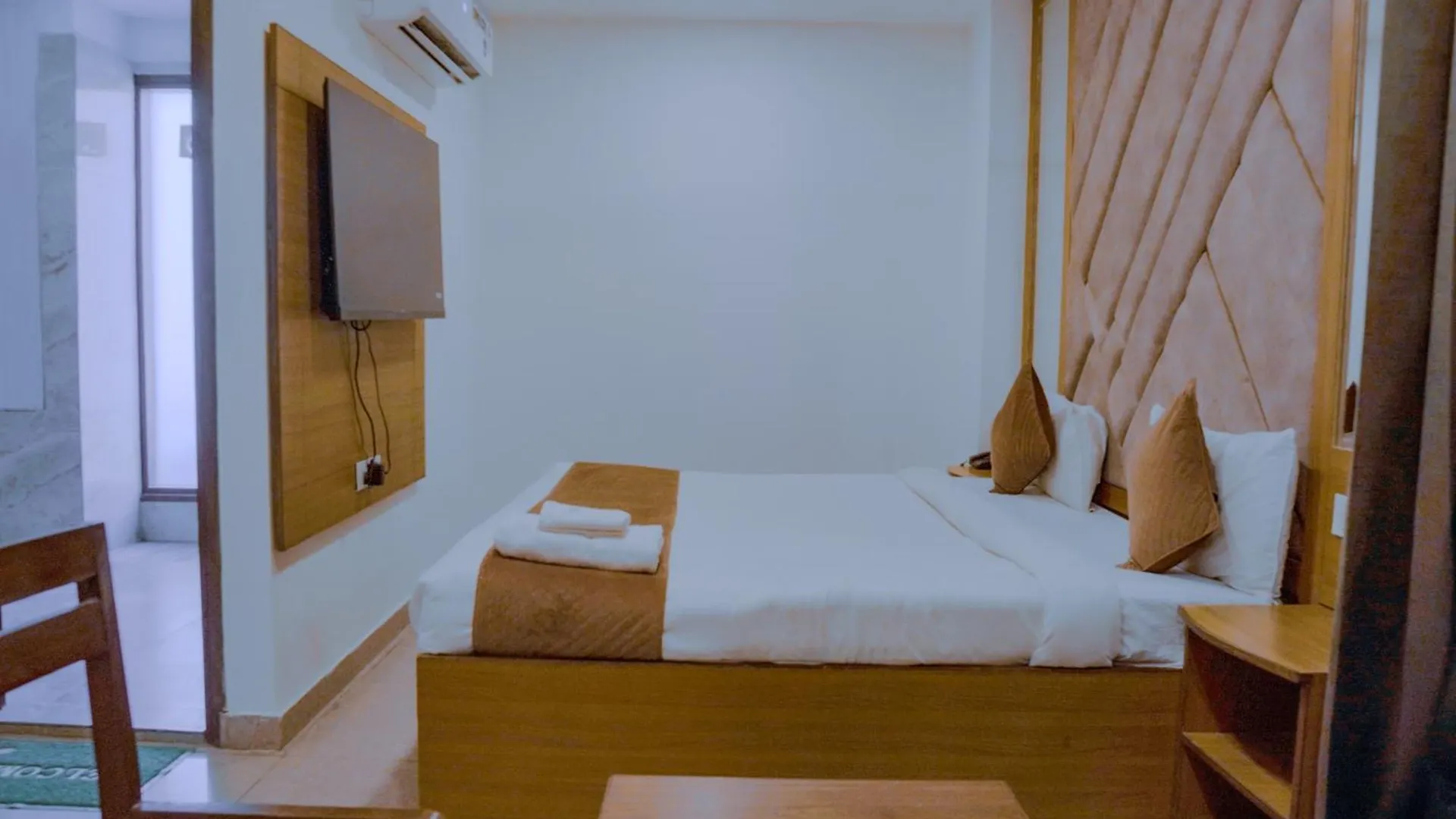 Hotel Lake View Chandīgarh Indie