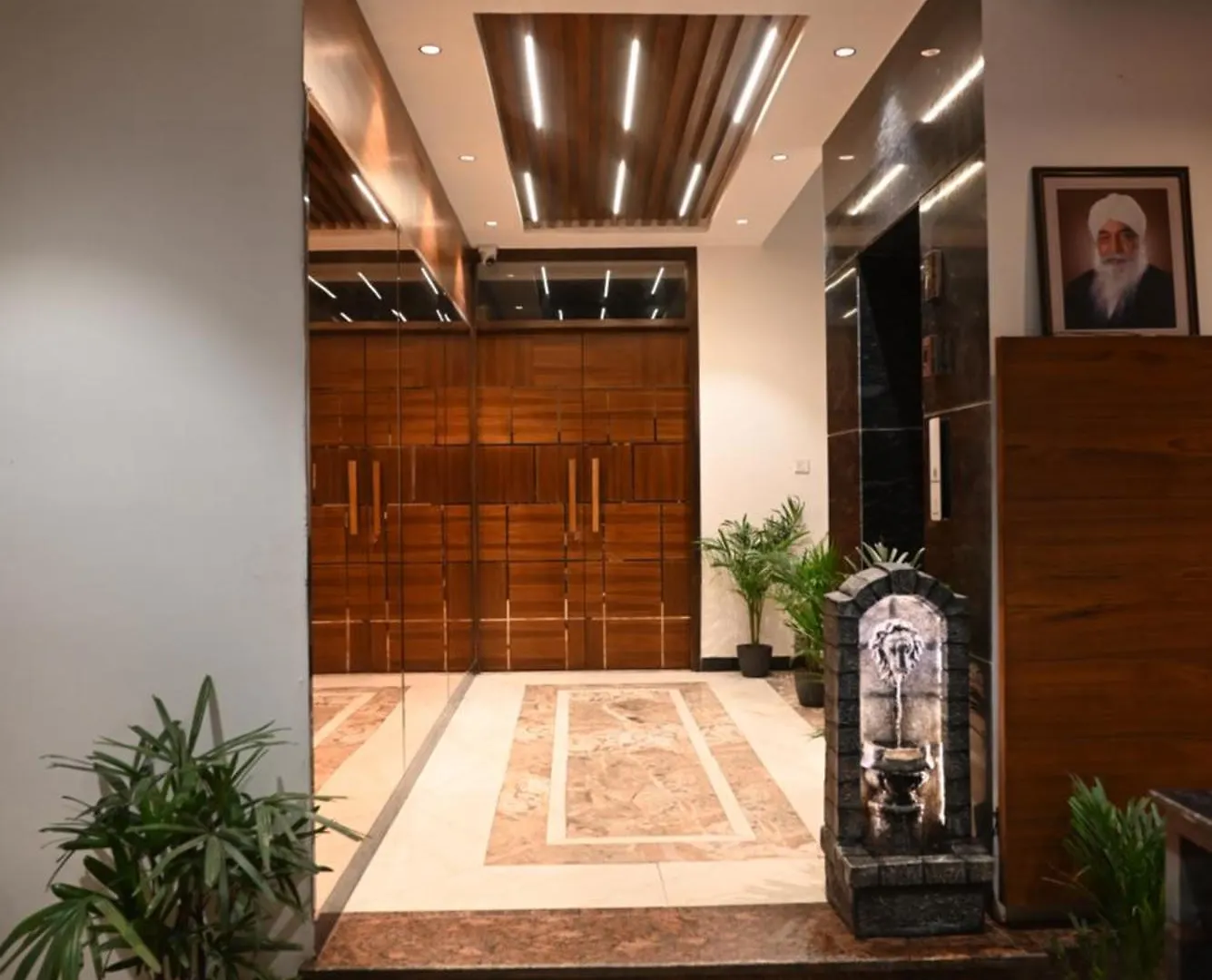 Hotel Lake View Chandigarh