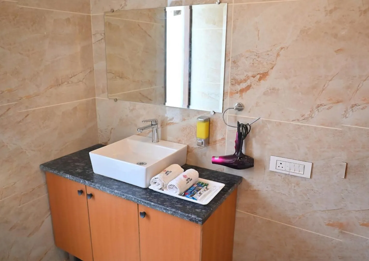 Hotel Lake View Chandigarh