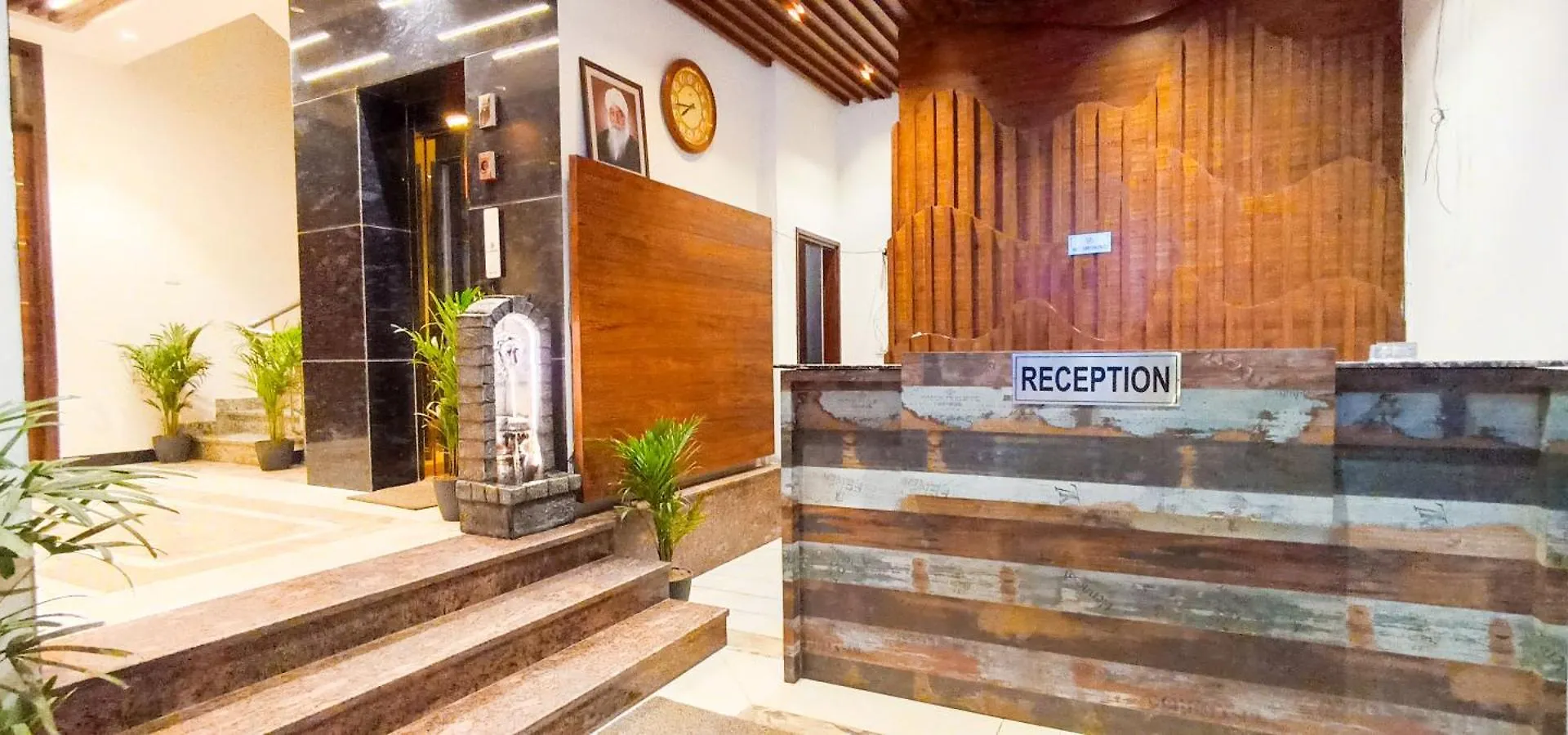 Hotel Lake View Chandigarh