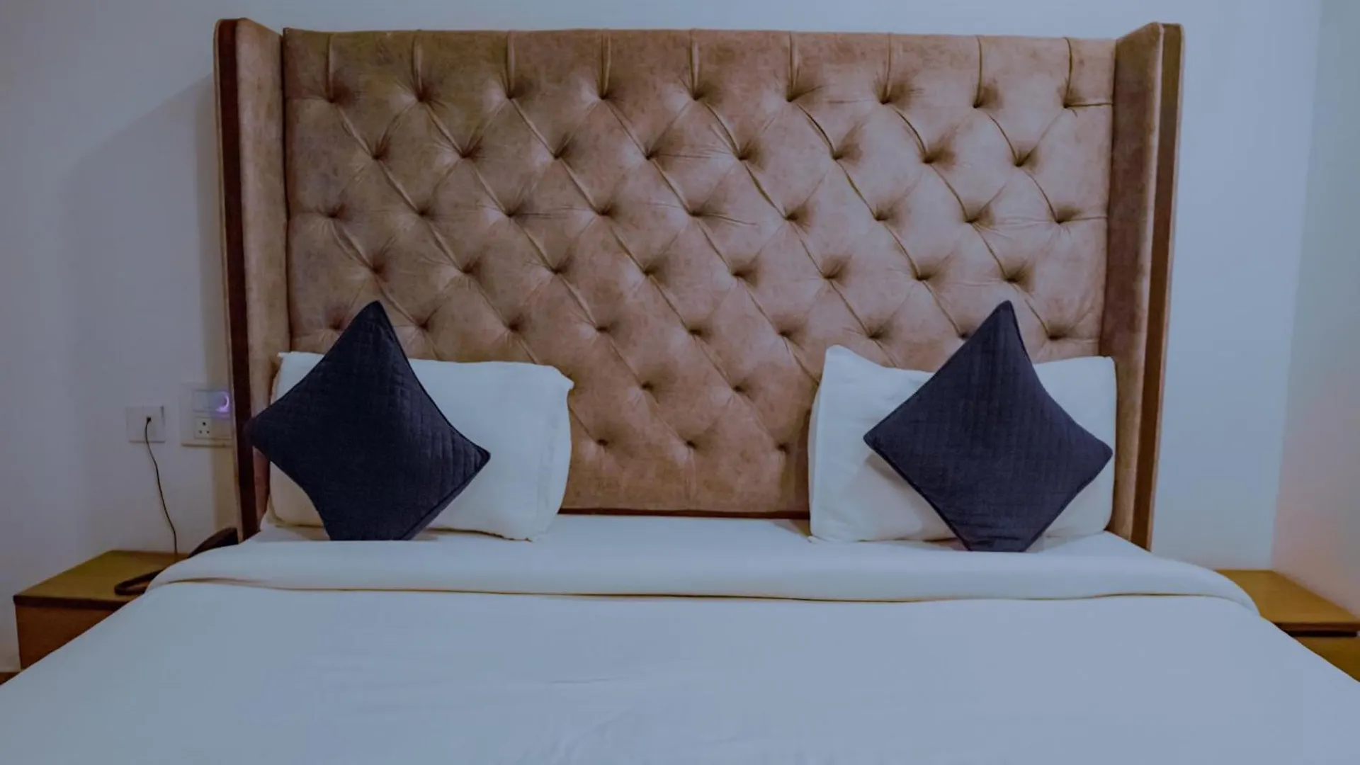 Hotel Lake View Chandigarh